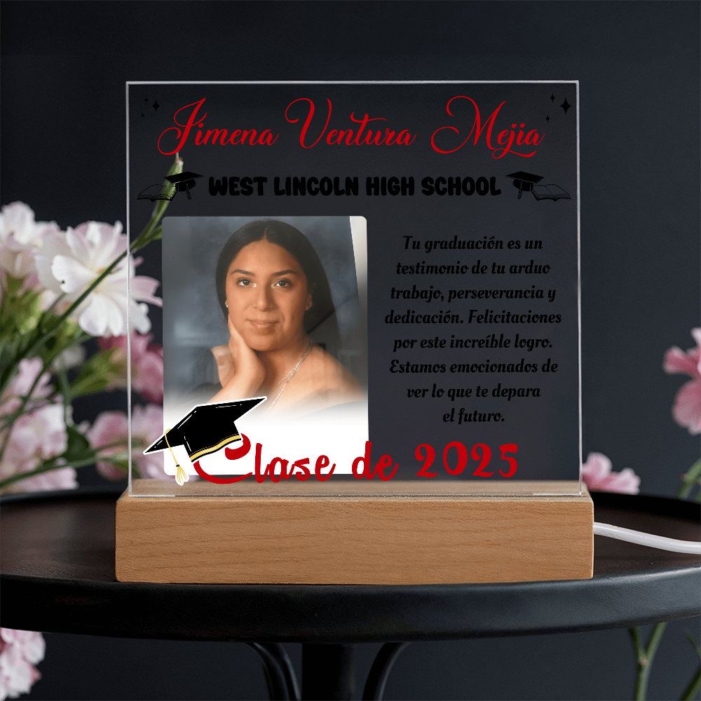 GRA_ACR_BR1_MAY17_2 Jimena Ventura Mejia	West Lincoln High School