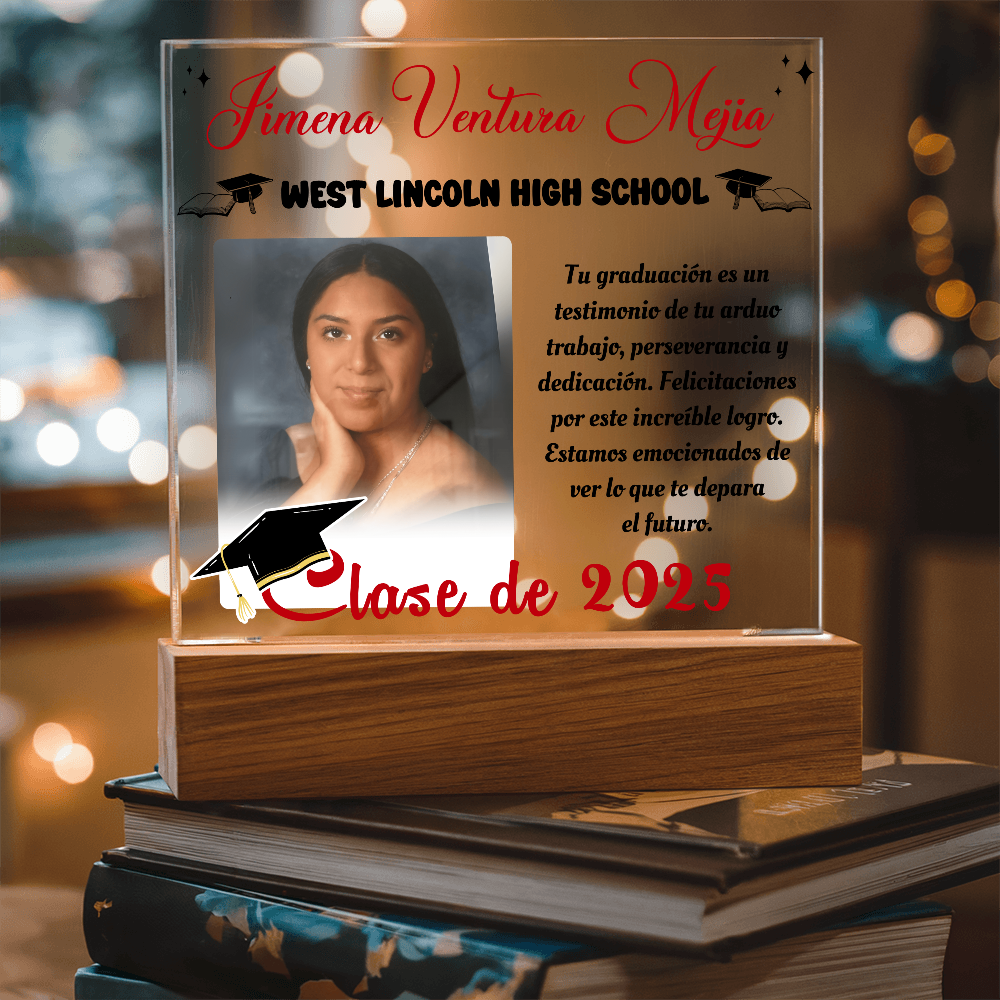 GRA_ACR_BR1_MAY17_2 Jimena Ventura Mejia	West Lincoln High School